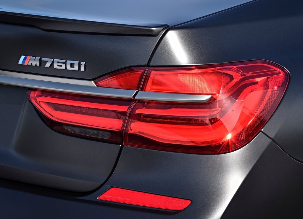 2017 - BMW M760i & M760Li, foto 172