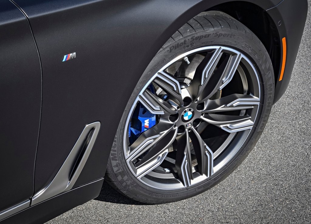 2017 - BMW M760i & M760Li, foto 177