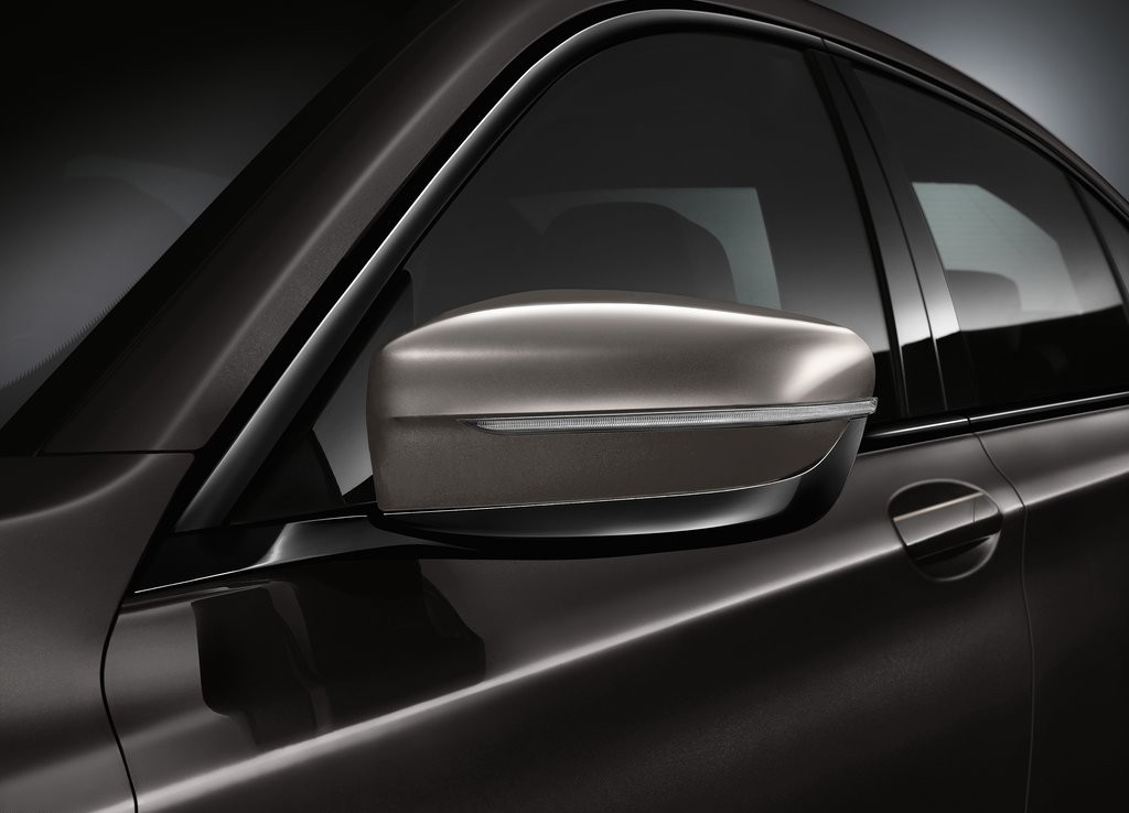 2017 - BMW M760i & M760Li, foto 179