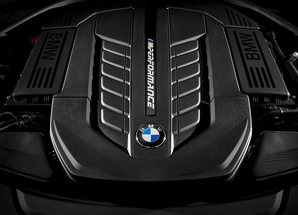 2017 - BMW M760i & M760Li, foto 198