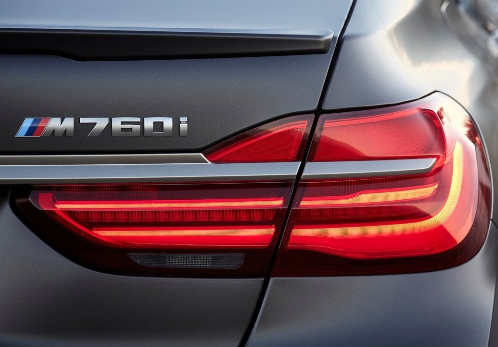 2017 - BMW M760i & M760Li, foto 200