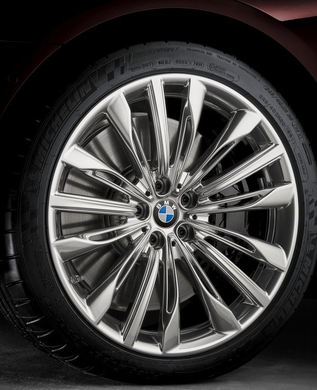 2017 - BMW M760i & M760Li, foto 202