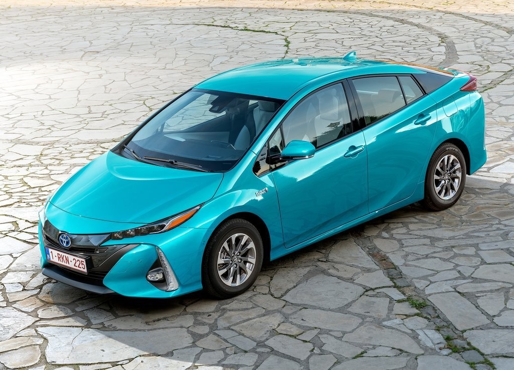 TOYOTA PRIUS PLUG-IN HYBRID, foto 1