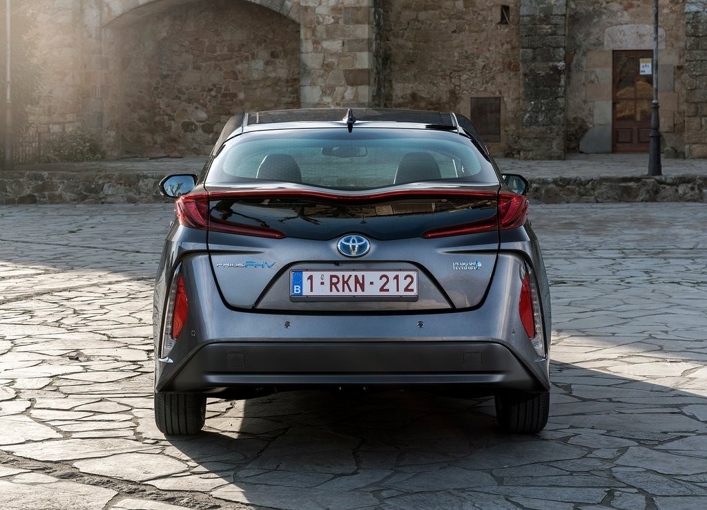 TOYOTA PRIUS PLUG-IN HYBRID, foto 90