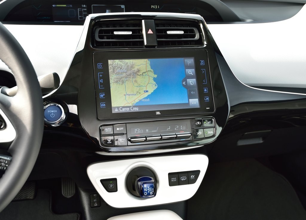 TOYOTA PRIUS PLUG-IN HYBRID, foto 105