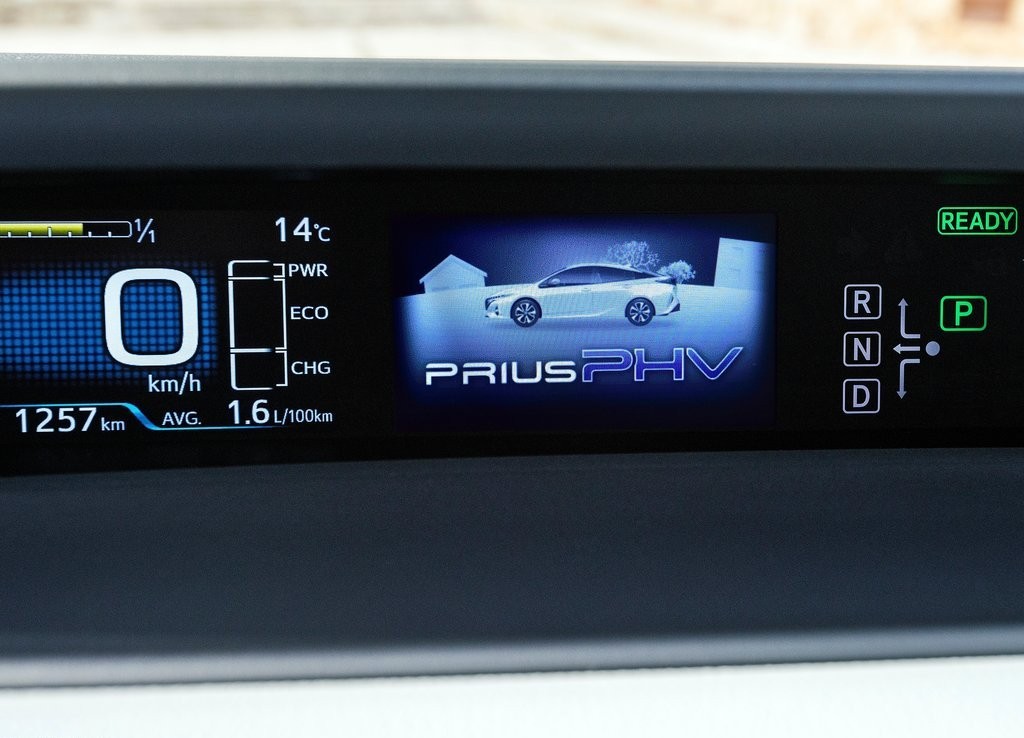 TOYOTA PRIUS PLUG-IN HYBRID, foto 117