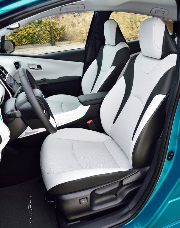 TOYOTA PRIUS PLUG-IN HYBRID, foto 152