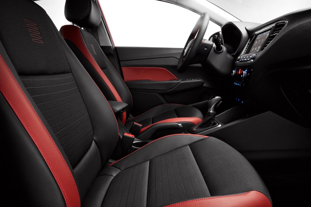 2017 - HYUNDAI ACCENT, foto 12