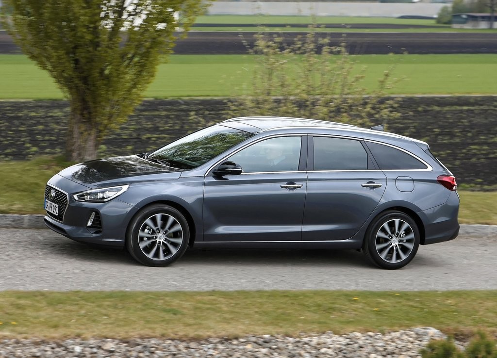 2018 - HYUNDAI i30 CROSSWAGON, foto 2