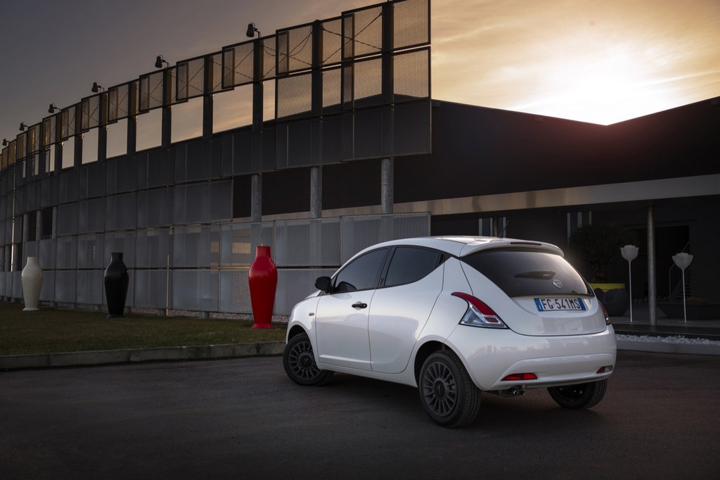 LANCIA YPSILON UNYCA EDITION, foto 8