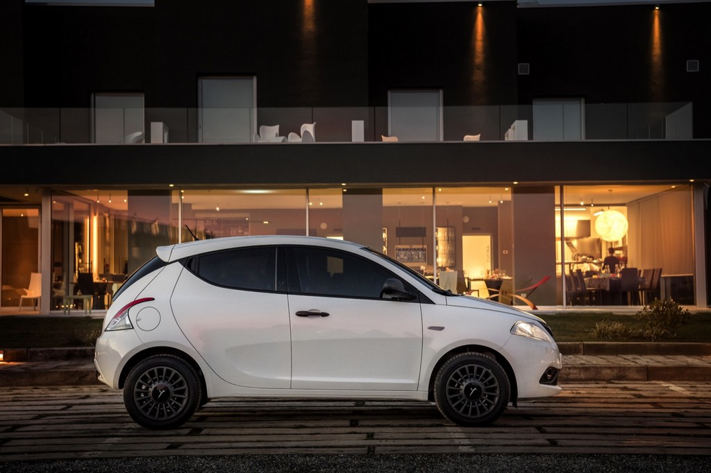 LANCIA YPSILON UNYCA EDITION, foto 10