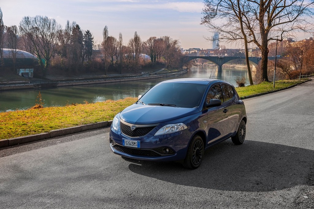 LANCIA YPSILON UNYCA EDITION, foto 14