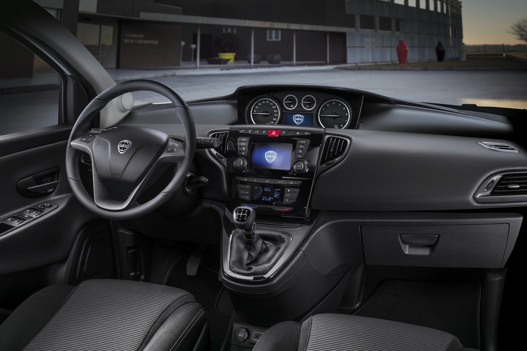 LANCIA YPSILON UNYCA EDITION, foto 18