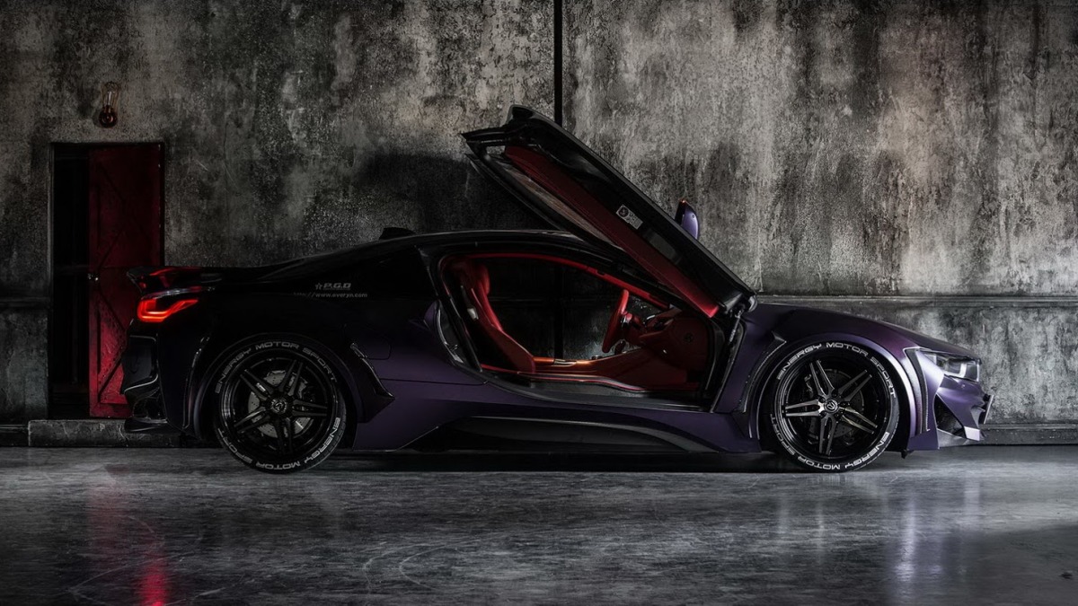 2017 - BMW i8 'DARK KNIGHT EDITION' BY ENERGY MOTOR SPORT, foto 3