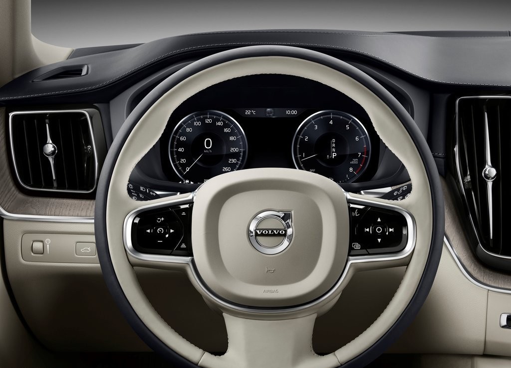 2018 - VOLVO XC60, foto 77