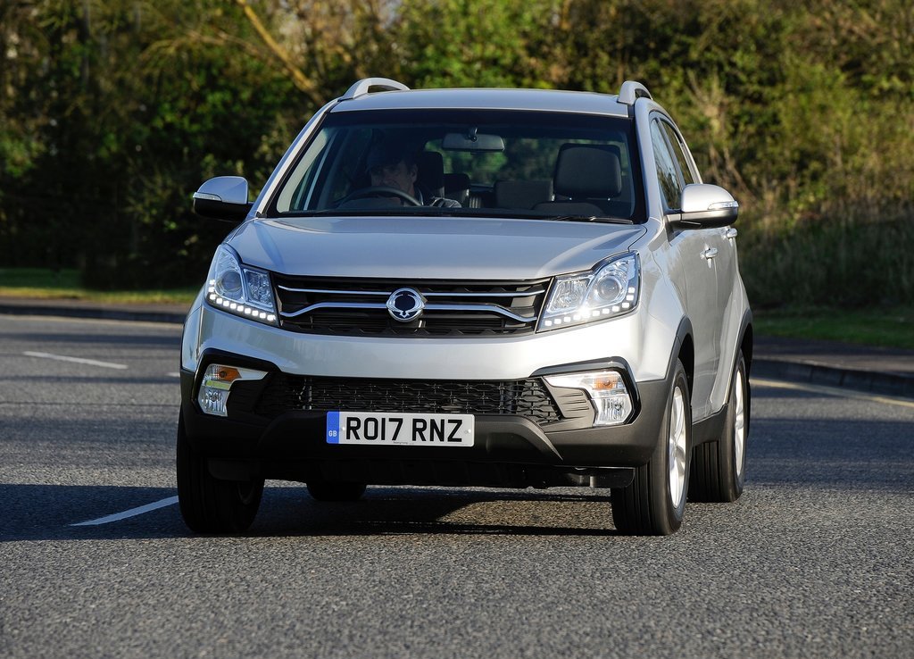 SSANGYONG KORANDO, foto 7