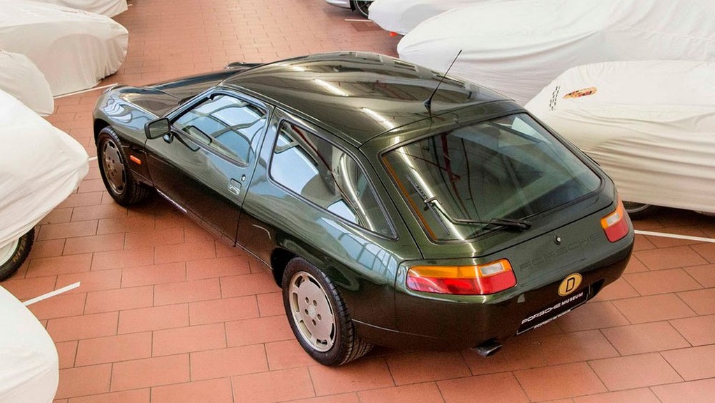 1984 - PORSCHE 928-4 SHOOTING BRAKE, foto 2