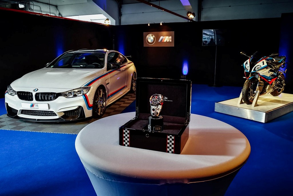 2017 - BMW M4 COUPE MAGNY-COURS EDITION, foto 1