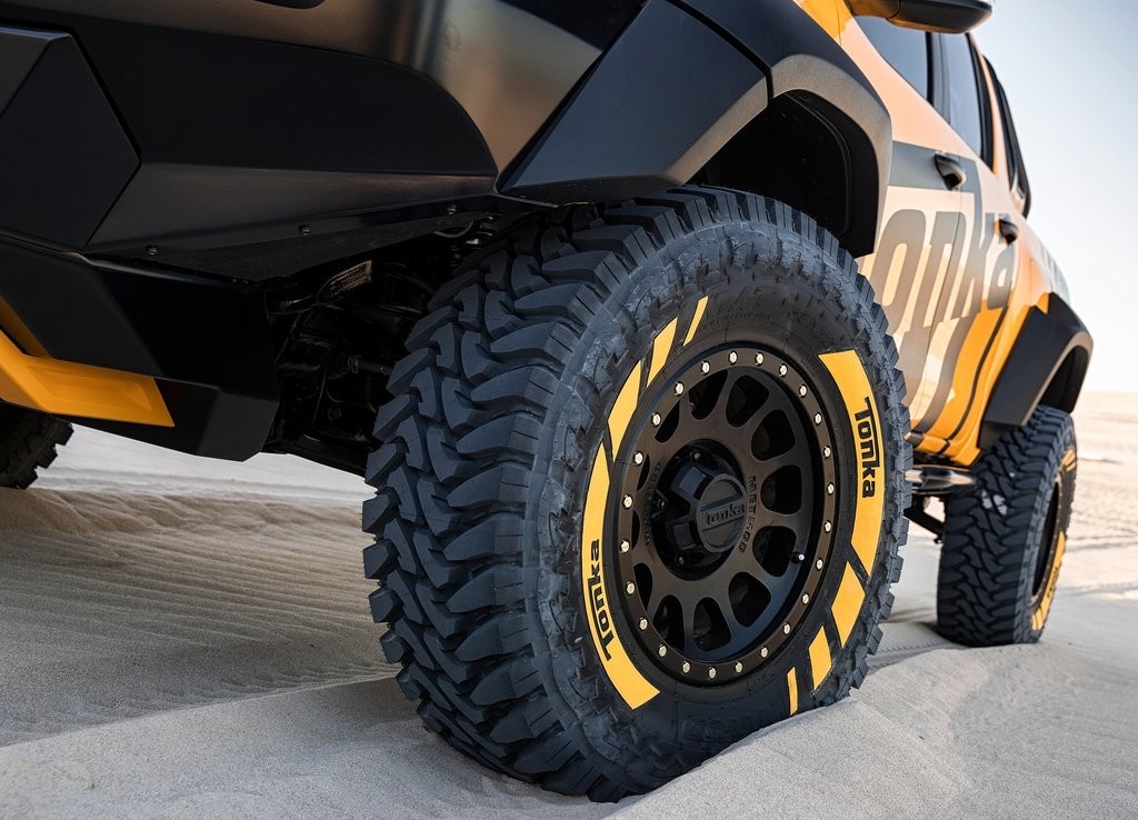 TOYOTA HILUX TONKA CONCEPT, foto 50