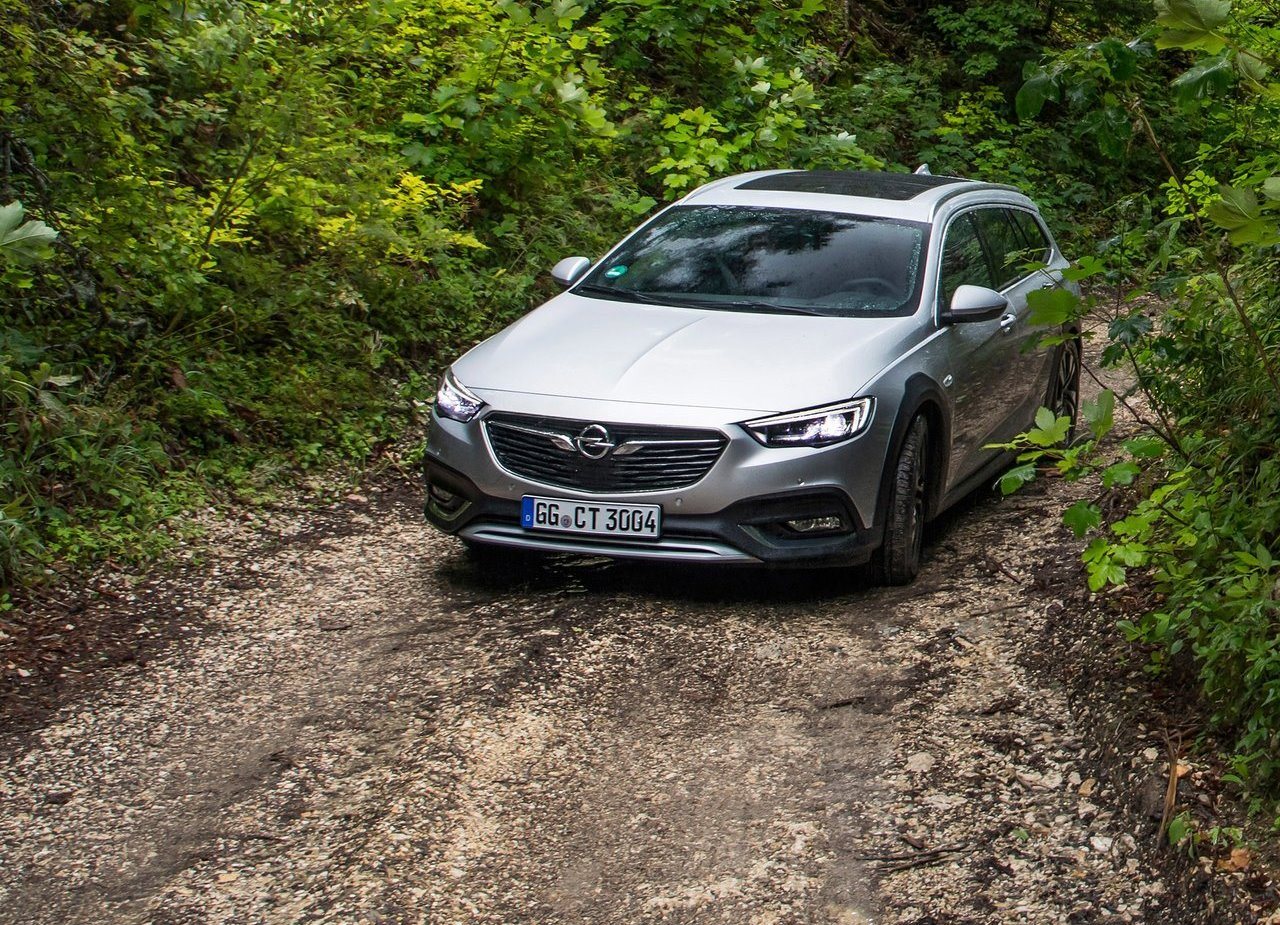 2018 - OPEL INSIGNIA COUNTRY TOURER, foto 39
