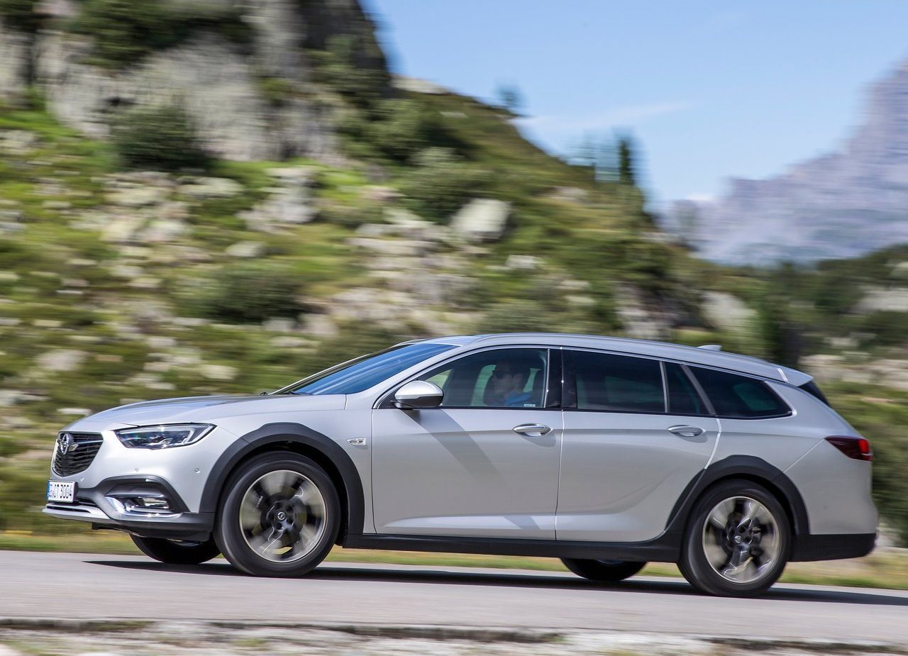 2018 - OPEL INSIGNIA COUNTRY TOURER, foto 42