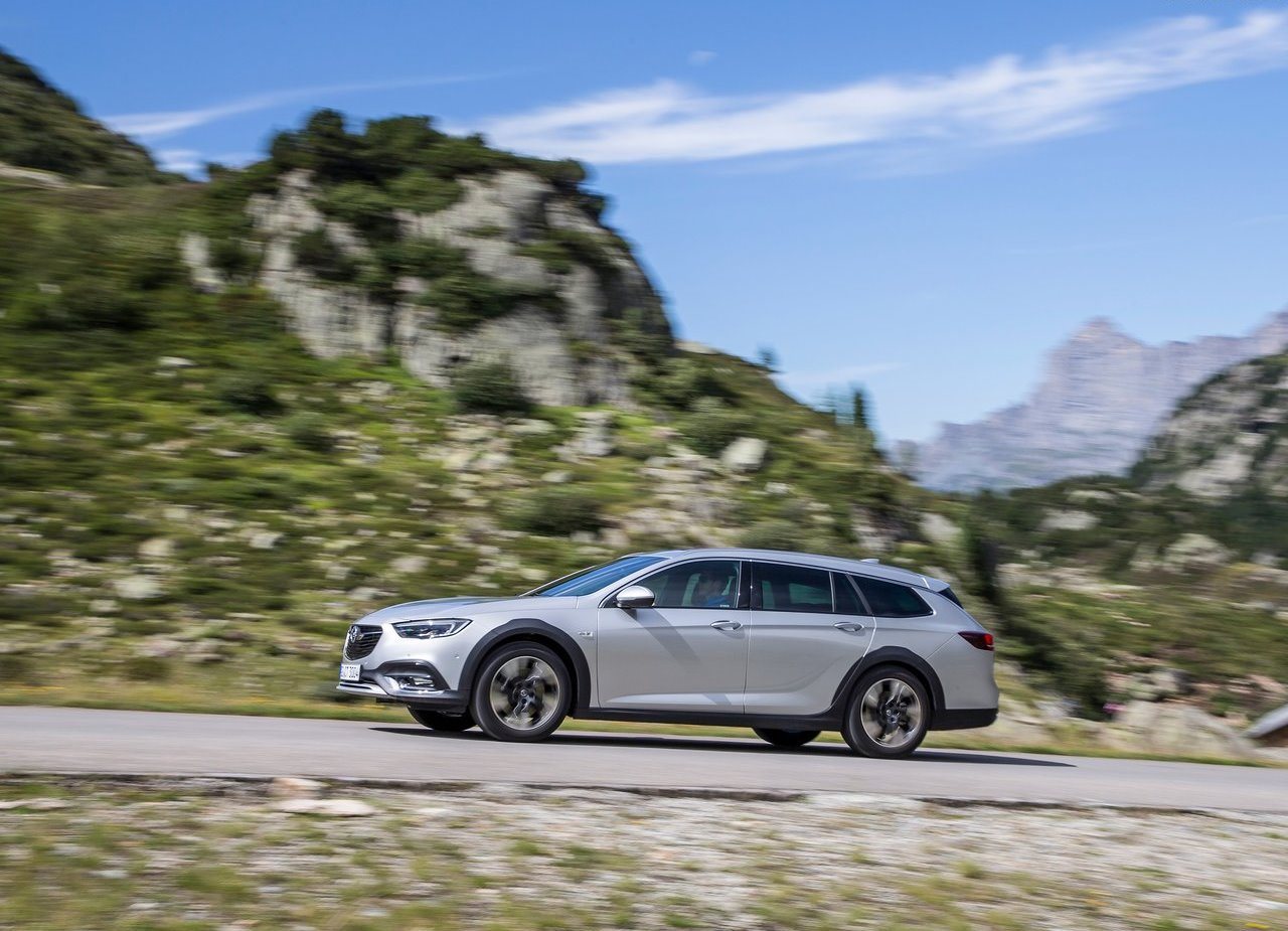 2018 - OPEL INSIGNIA COUNTRY TOURER, foto 43