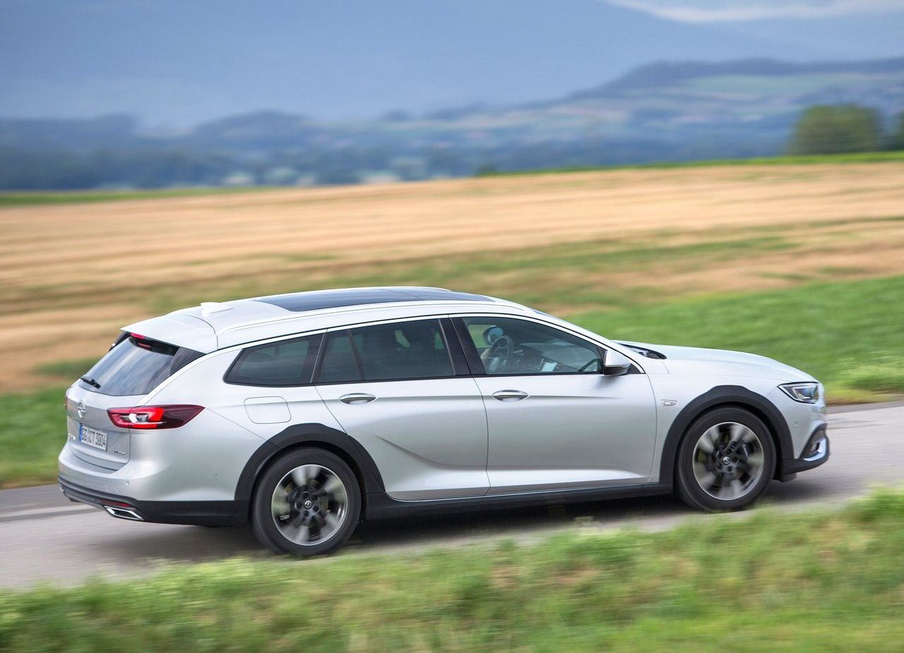 2018 - OPEL INSIGNIA COUNTRY TOURER, foto 87