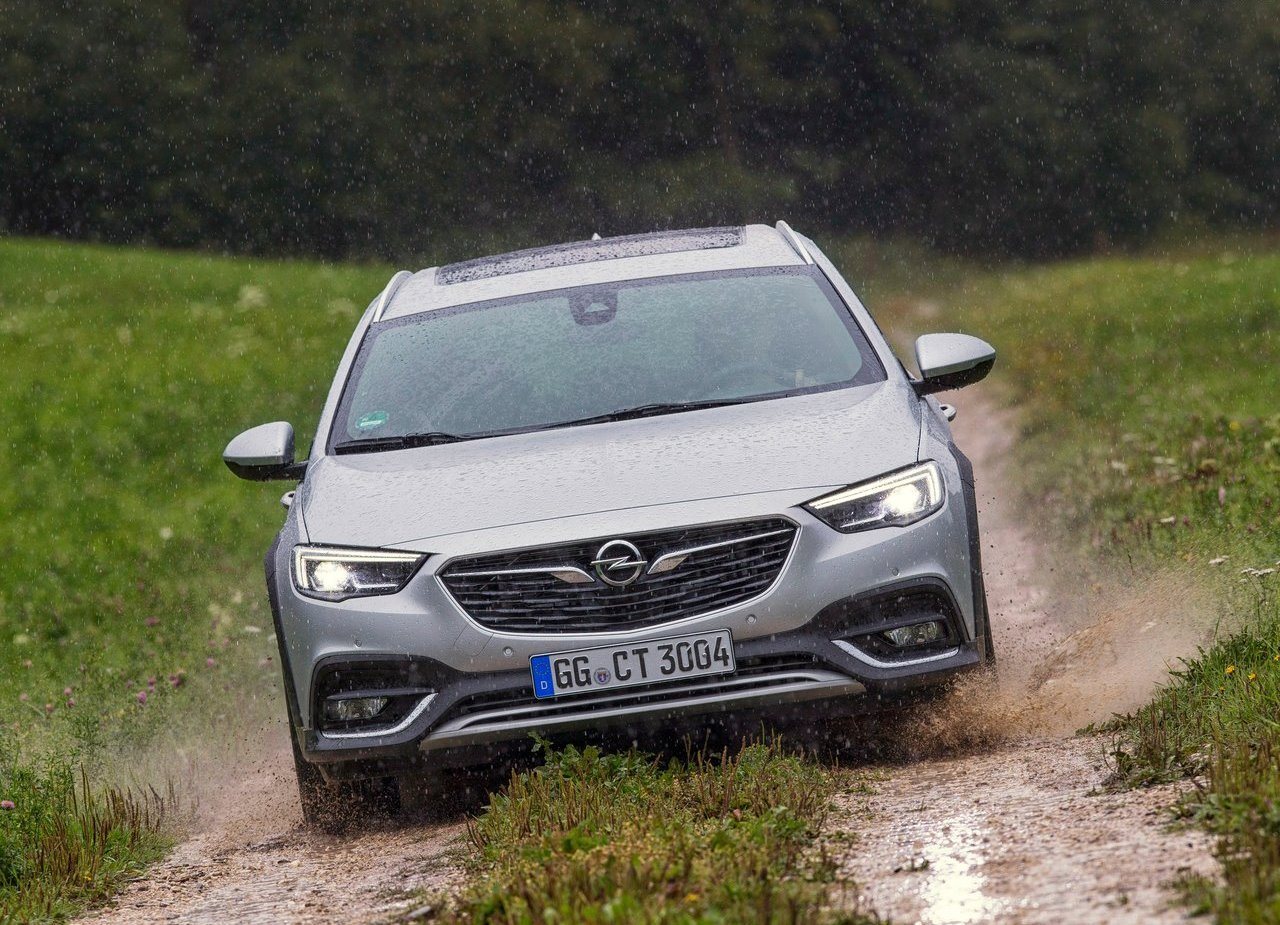 2018 - OPEL INSIGNIA COUNTRY TOURER, foto 92