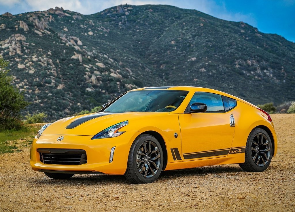 2018 - NISSAN 370Z COUPE HERITAGE EDITION, foto 2
