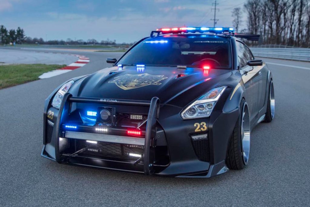 2017 - NISSAN GT-R COPZILLA, foto 2