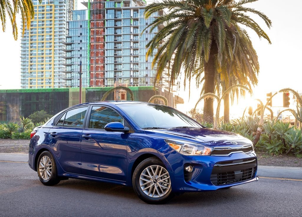 2018 - KIA RIO SEDAN, foto 2