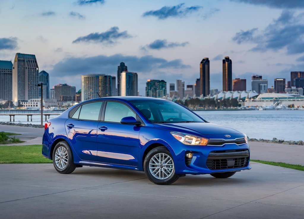 2018 - KIA RIO SEDAN, foto 1