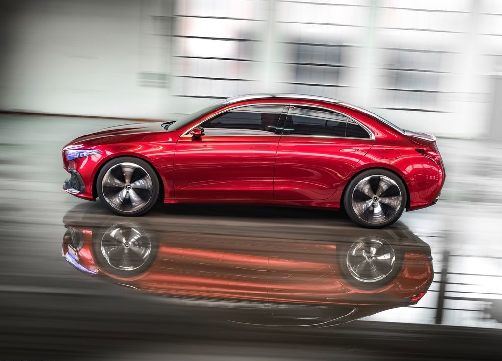 2017 - MERCEDES-BENZ CONCEPT A SEDAN, foto 3