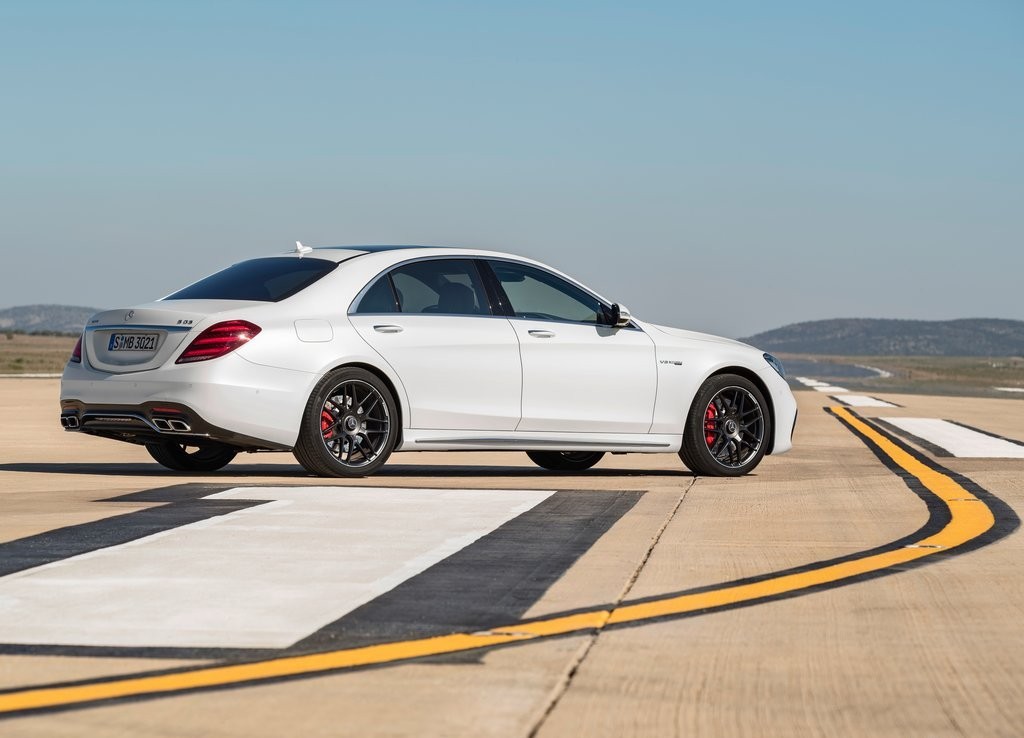 2018 - MERCEDES-AMG S 63, foto 40