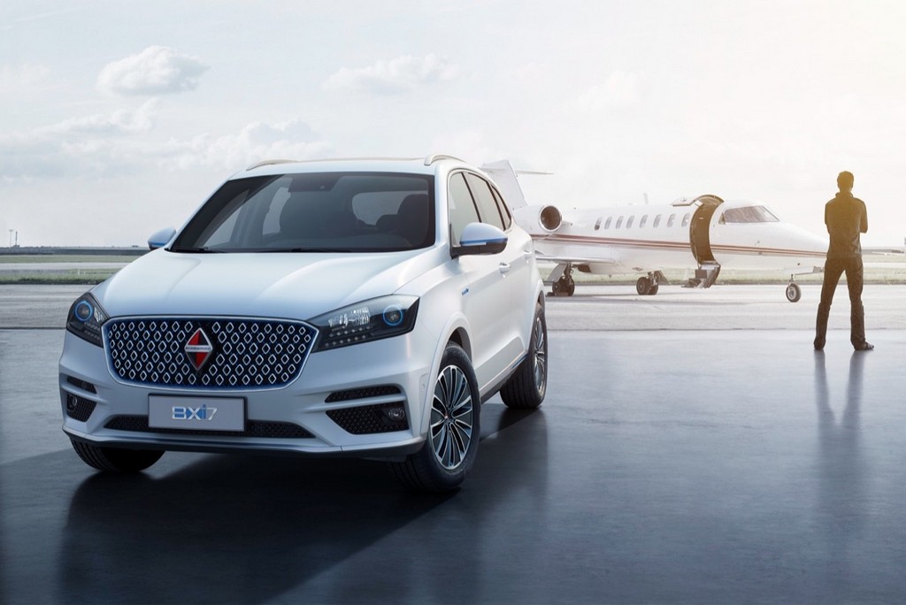 BORGWARD BXi7, foto 5