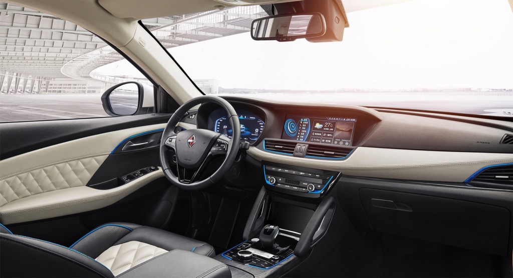 BORGWARD BXi7, foto 10