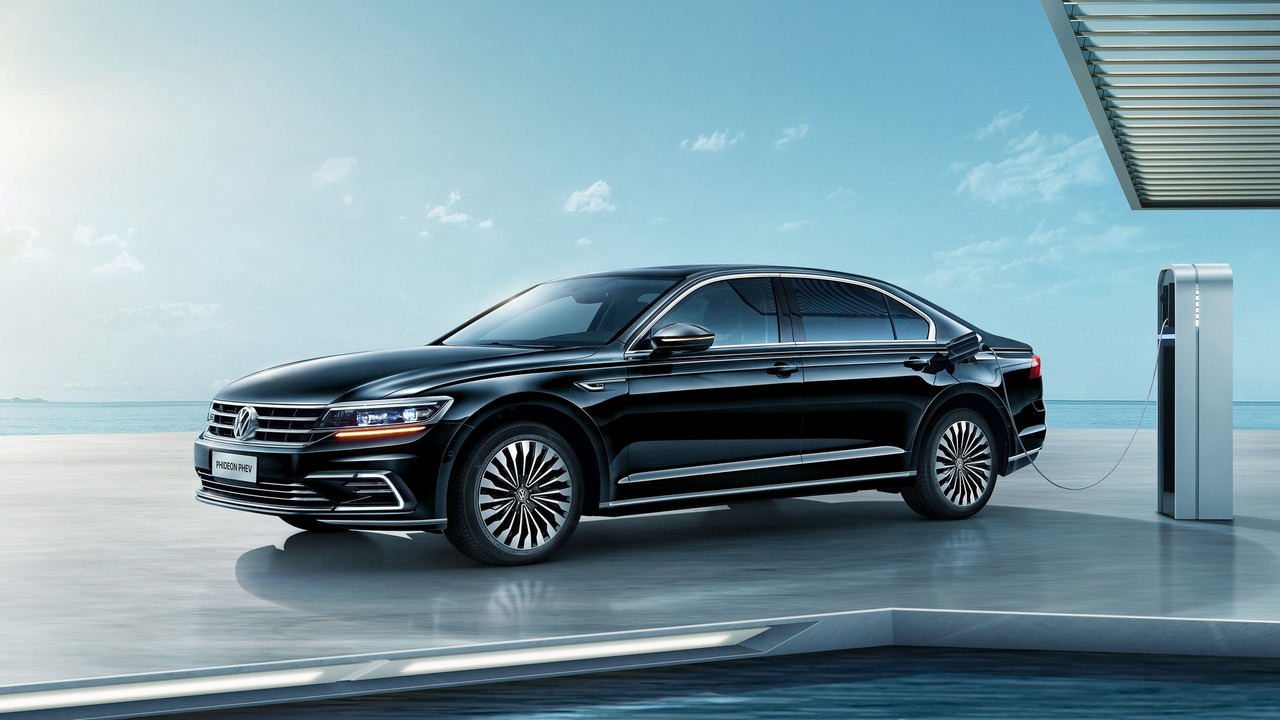 2017 - VOLKSWAGEN PHIDEON GTE, foto 1