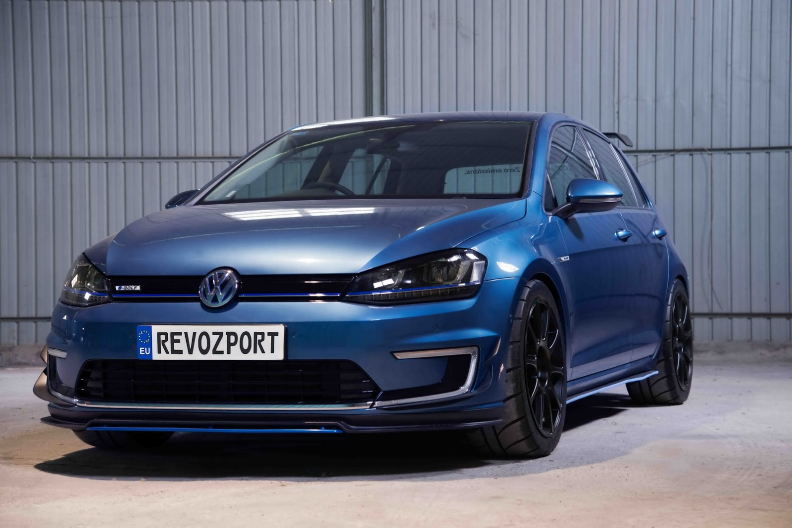 2017 - VOLKSWAGEN e-GOLF BY REVOZPORT, foto 18
