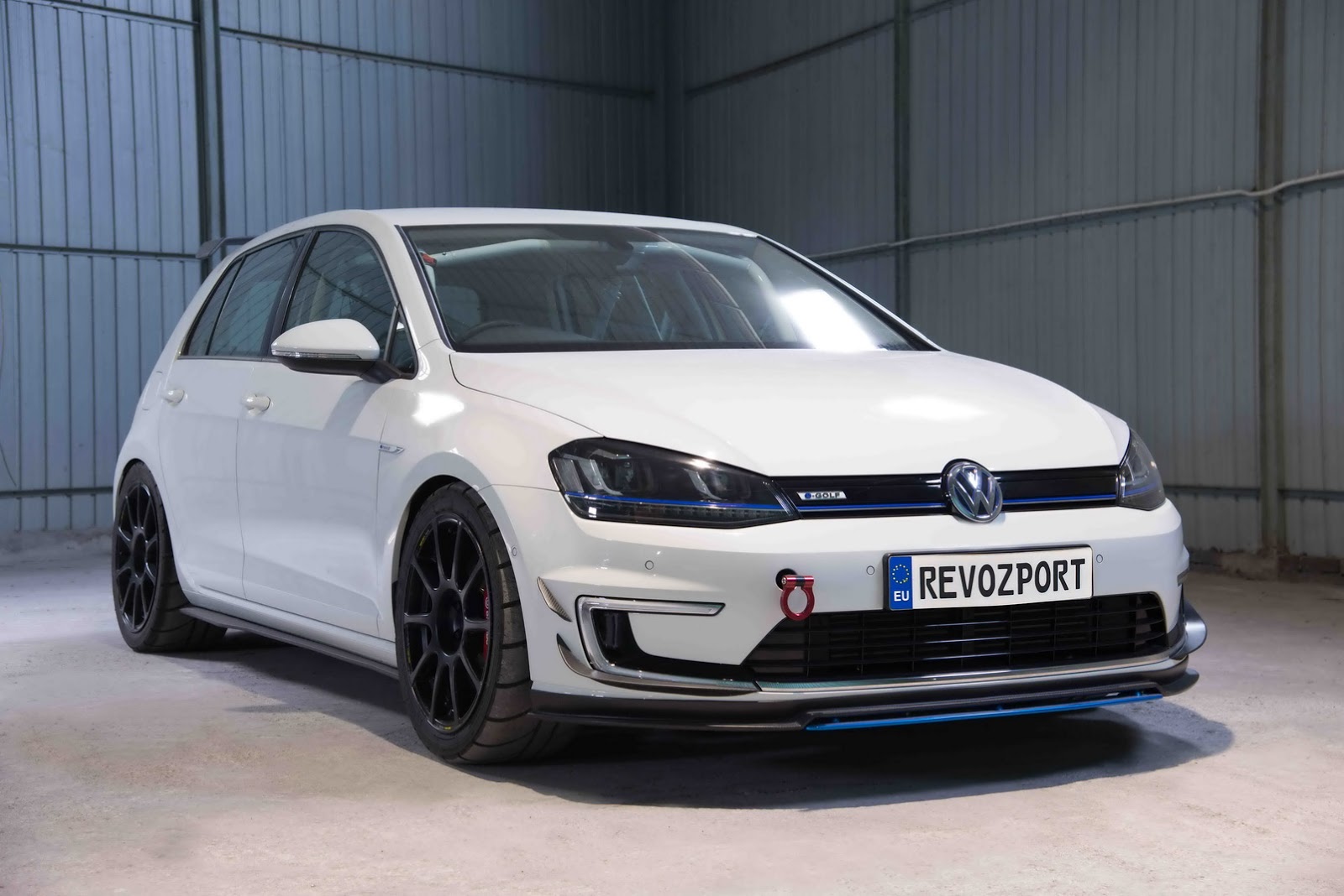 2017 - VOLKSWAGEN e-GOLF BY REVOZPORT, foto 11