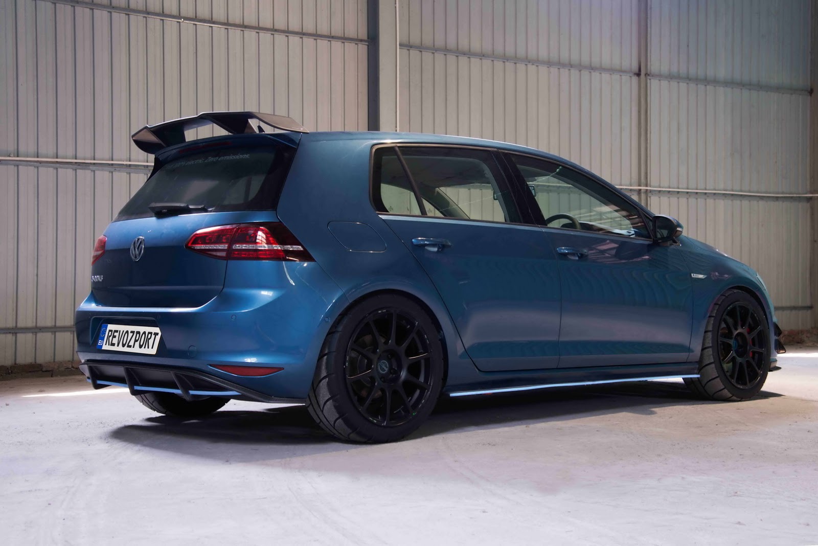 2017 - VOLKSWAGEN e-GOLF BY REVOZPORT, foto 20