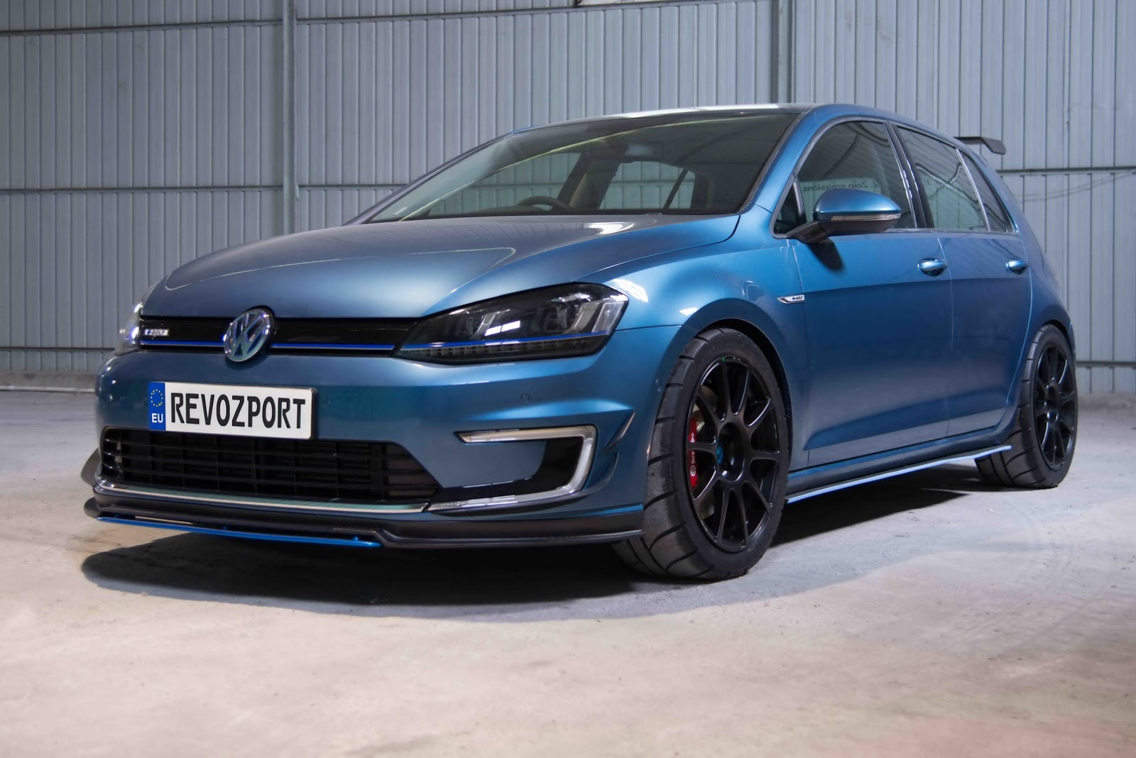 2017 - VOLKSWAGEN e-GOLF BY REVOZPORT, foto 21