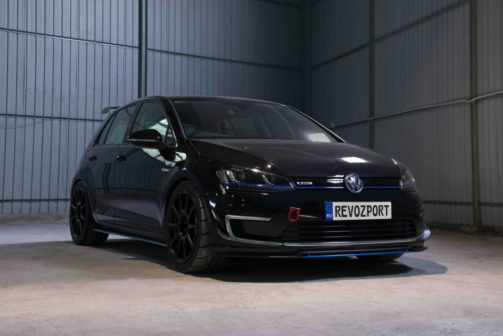 2017 - VOLKSWAGEN e-GOLF BY REVOZPORT, foto 23