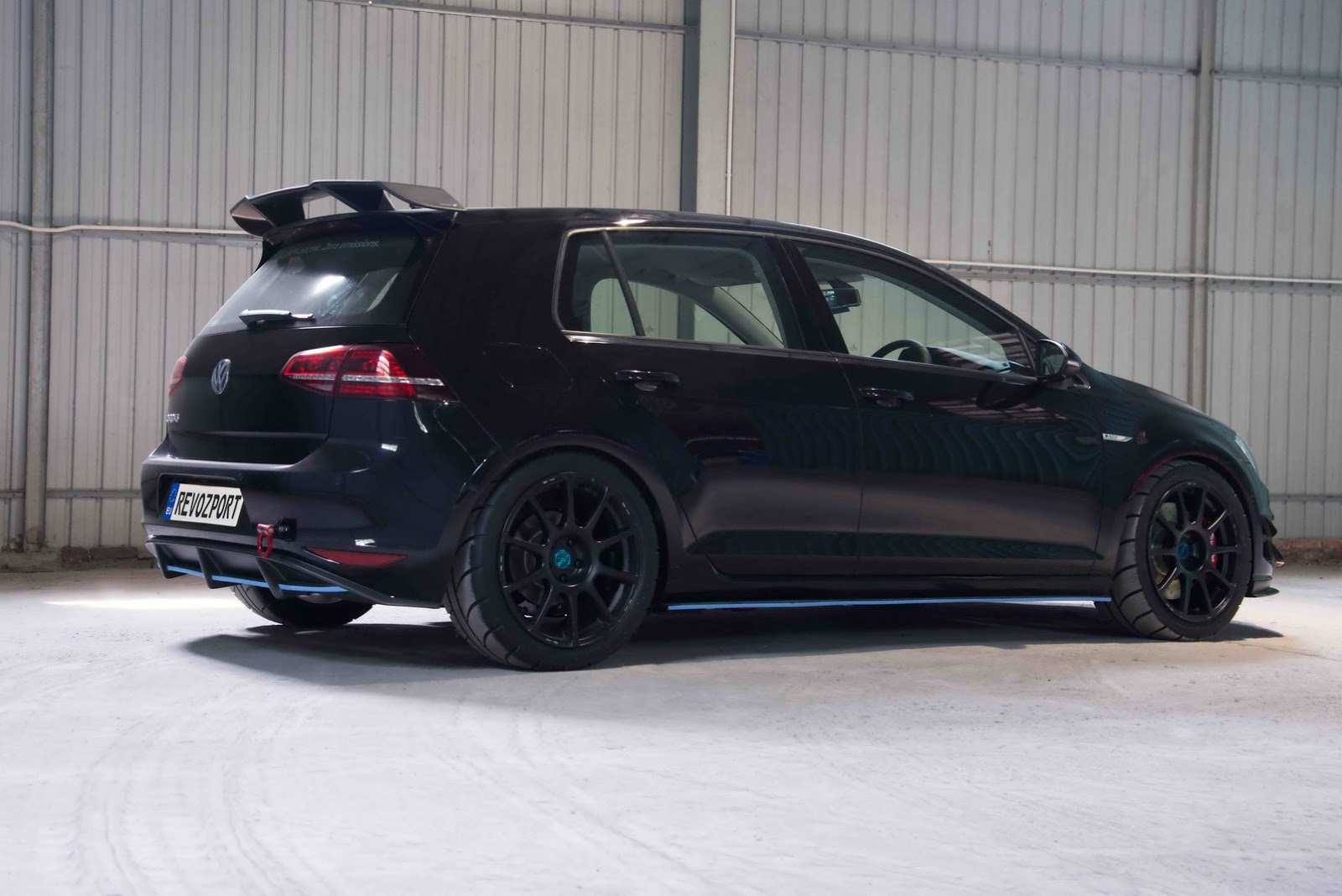2017 - VOLKSWAGEN e-GOLF BY REVOZPORT, foto 24