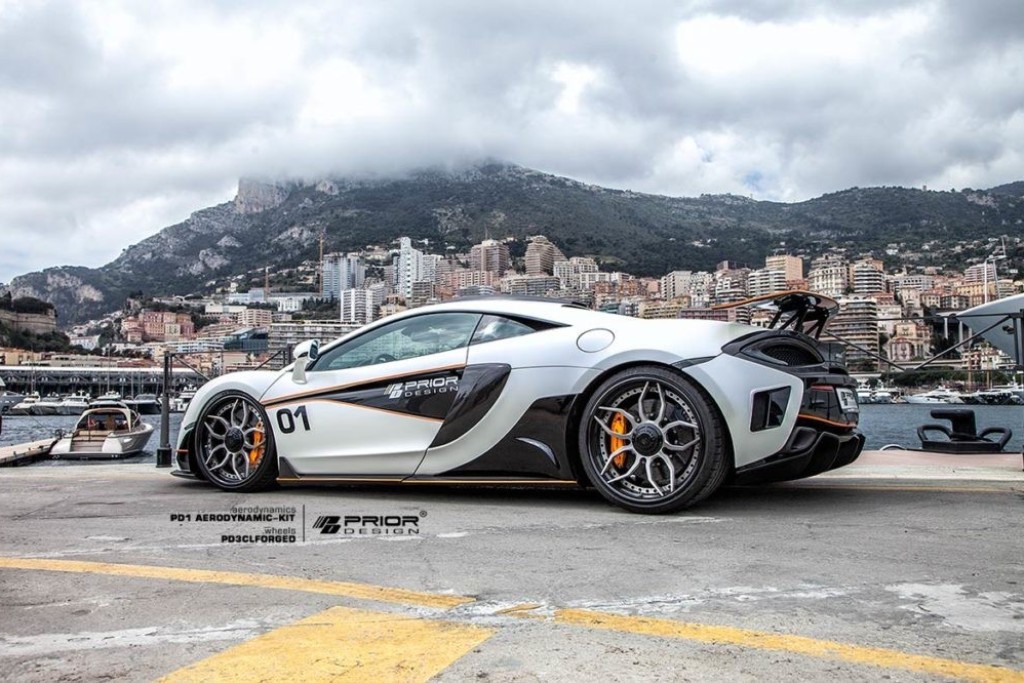 2017 - McLAREN 570S BY PRIOR DESIGN, foto 15