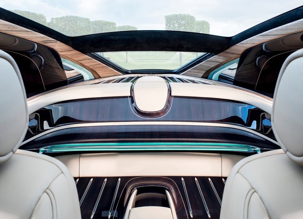 2017 - ROLLS-ROYCE SWEPTAIL, foto 6