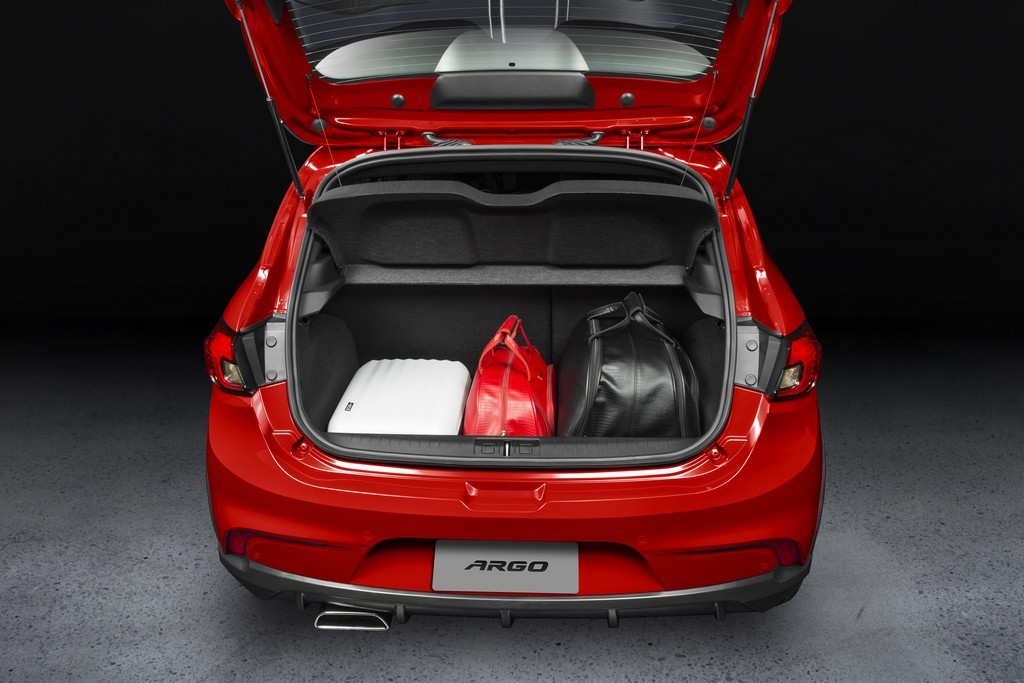 2018 - FIAT ARGO HGT 1.8, foto 22