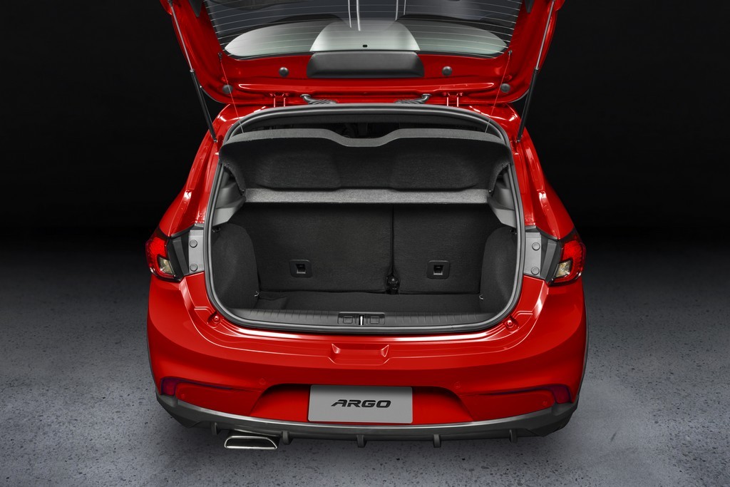 2018 - FIAT ARGO HGT 1.8, foto 23