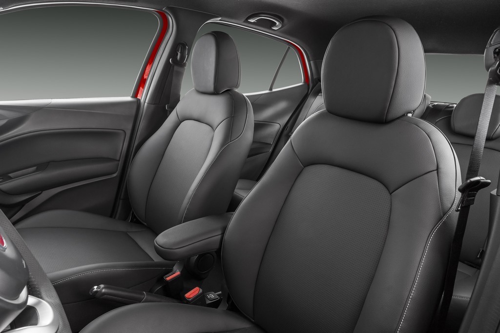 2018 - FIAT ARGO HGT 1.8, foto 35