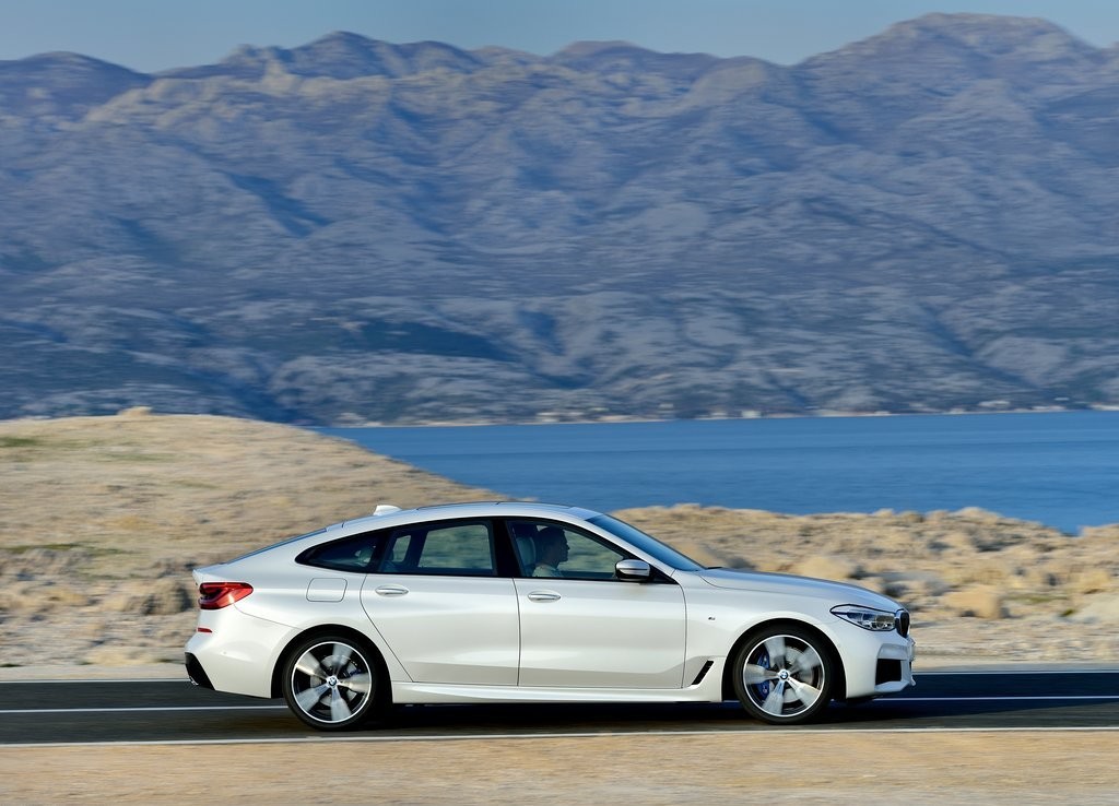 BMW 6 SERIES GRAN TURISMO, foto 39