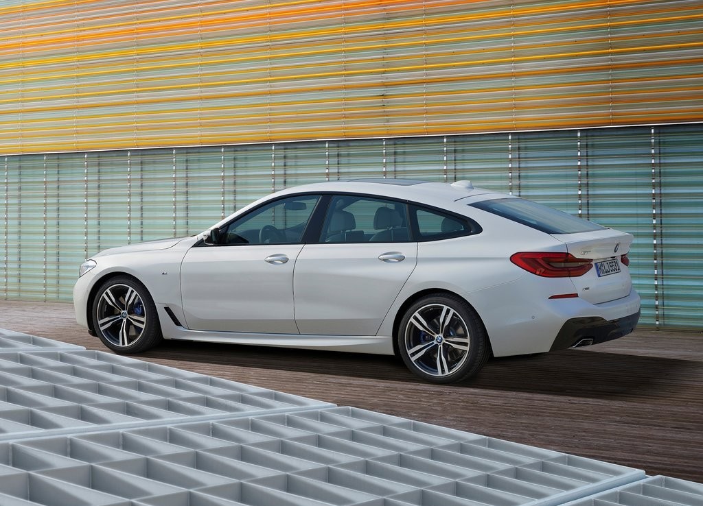 BMW 6 SERIES GRAN TURISMO, foto 44